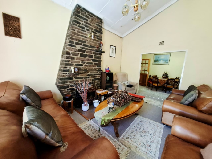 4 Bedroom Property for Sale in Generaal De Wet Free State